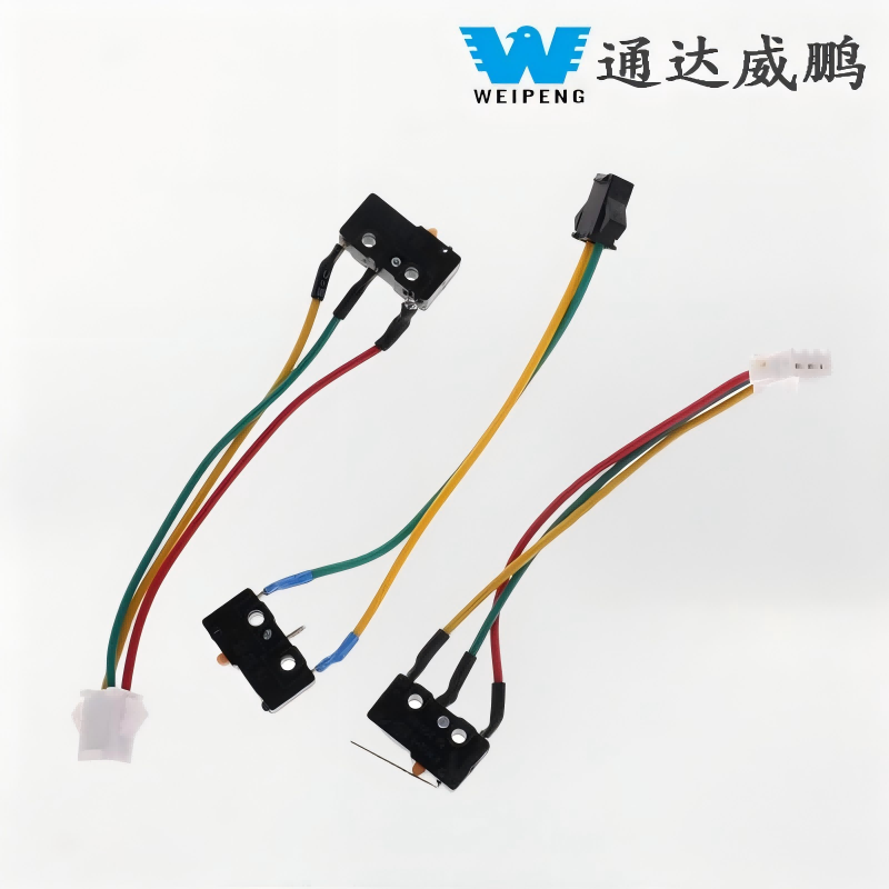 Трехлинейный импульсный переключатель зажигания